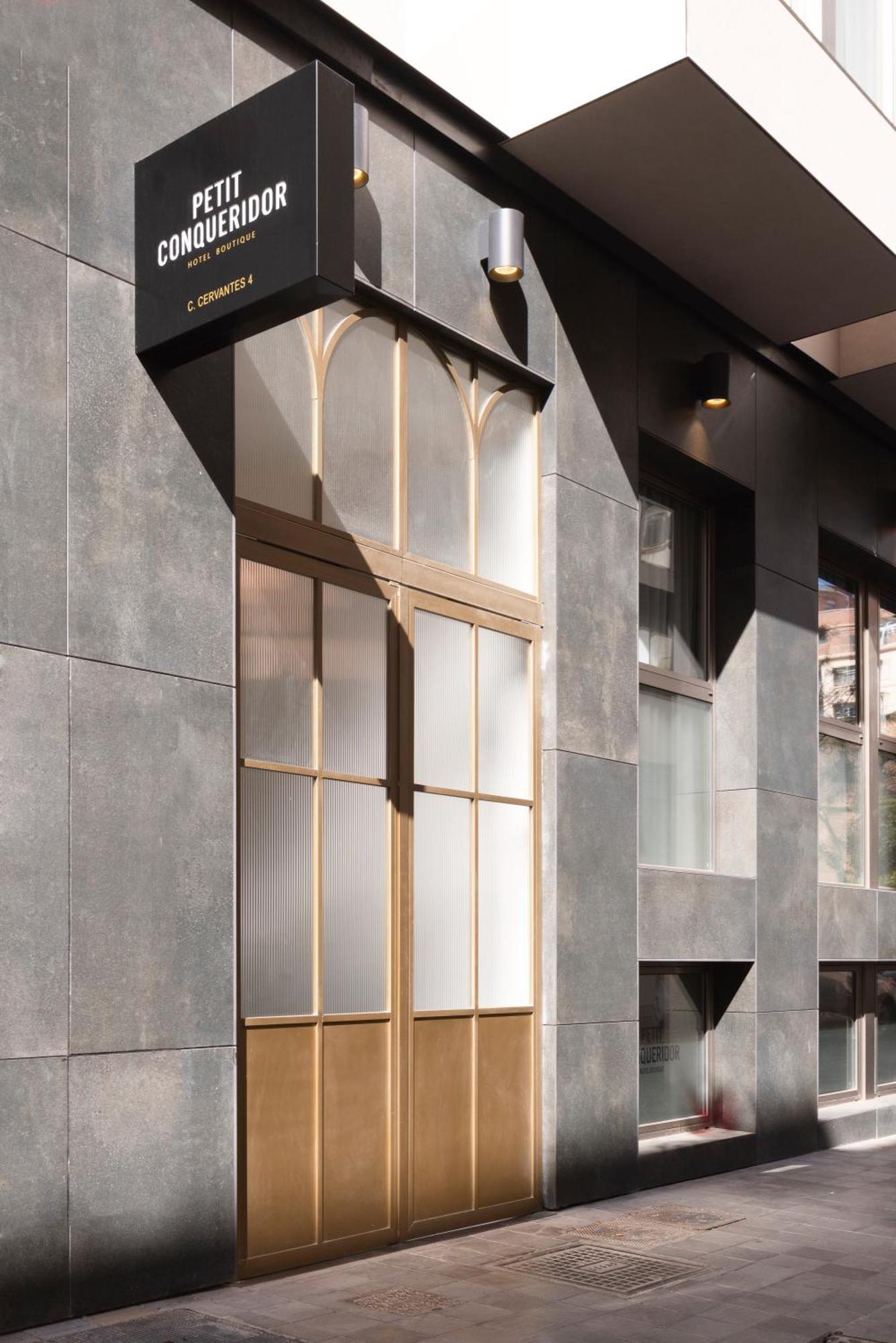 Hotel Conqueridor Valencia Exterior photo